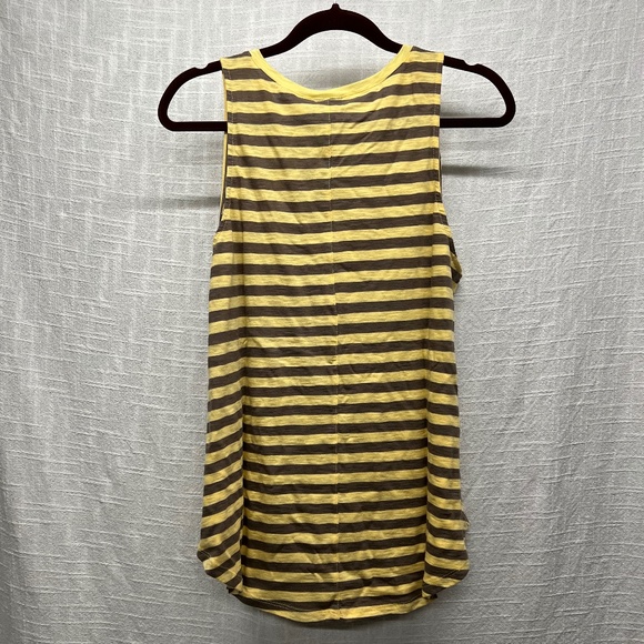 Torrid Crew Neck Tank - Plus Size 00 - Picture 5 of 7